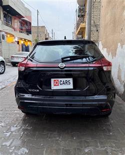 نيسان كيكس